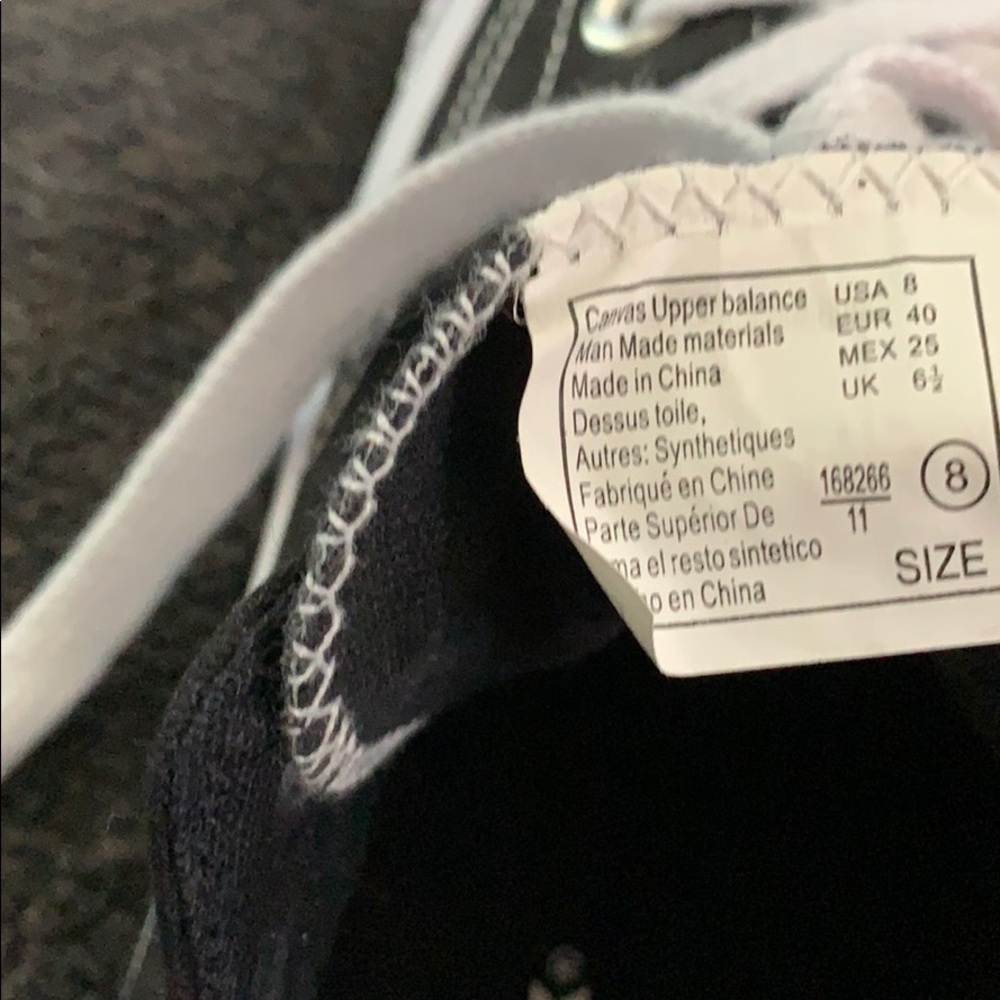 Shoes - Picture 2 of 3